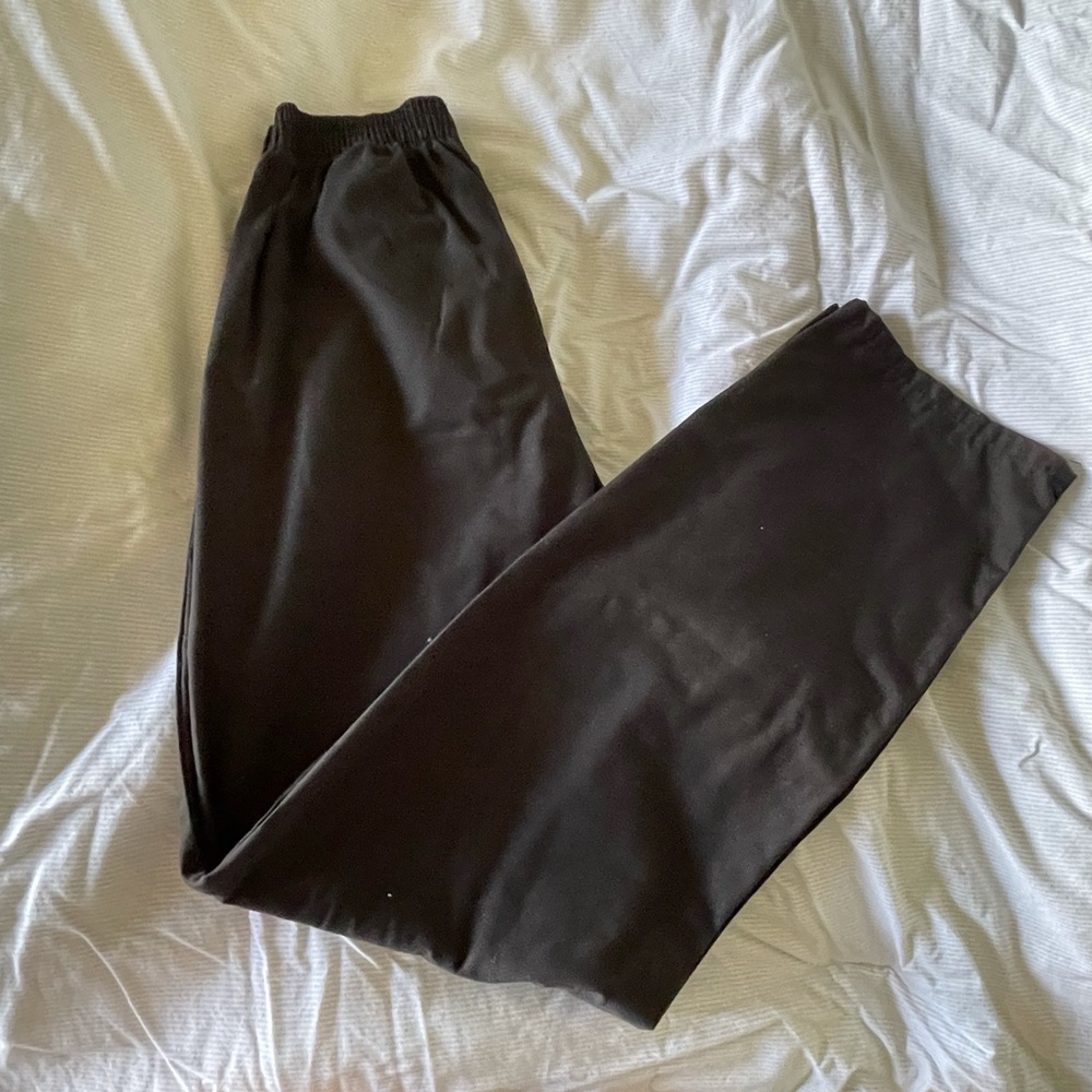 black scrub pants